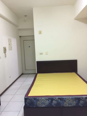 自售 全國派套房含上車位 歡迎仲介配合｜台中市西區英才路