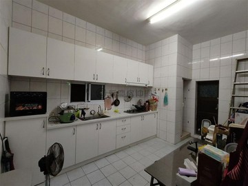 二聖輕軌英明光華商圈大面寬低總價透店｜高雄市前鎮區二聖一路