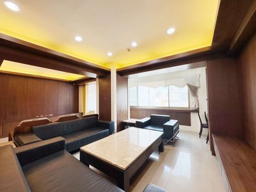 萬壽棒球場巴洛克大坪數附平車｜台中市西區大進街