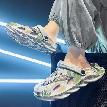 夏季洞洞鞋戶外穿涼拖鞋室外防滑防臭沙灘開車男鞋青少年運動涼鞋