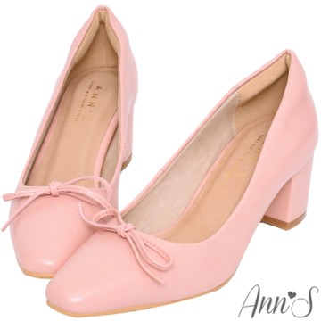 Ann’S法式優雅-油皮細緻蝴蝶結粗跟方頭跟鞋-粉