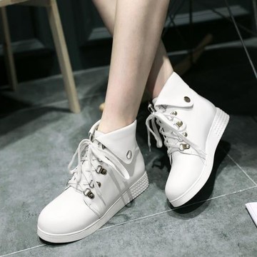 短靴女2025秋冬新款甜美學生系帶馬丁靴時尚低跟圓頭大小碼女鞋子