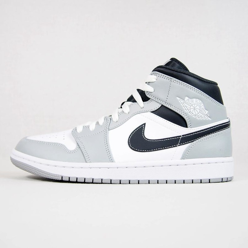 ナイキ エアジョーダン 1 ミッド ライトスモーク グレー メンズ スニーカー NIKE AIR JORDAN 1 MID LIGHT SMOKE  GREY 554724-078 | LINEショッピング