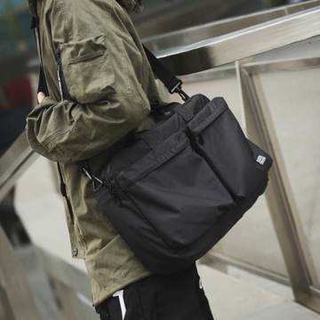 男士斜挎包短途旅行包大容量尼龍防水單肩包手提戶外運動休閑潮牌