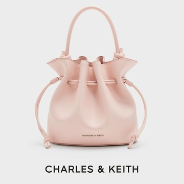 【CHARLES & KEITH】Sammie抽繩水桶包｜秋冬新品｜溫柔質感系｜生日禮物｜快速出貨｜小CK