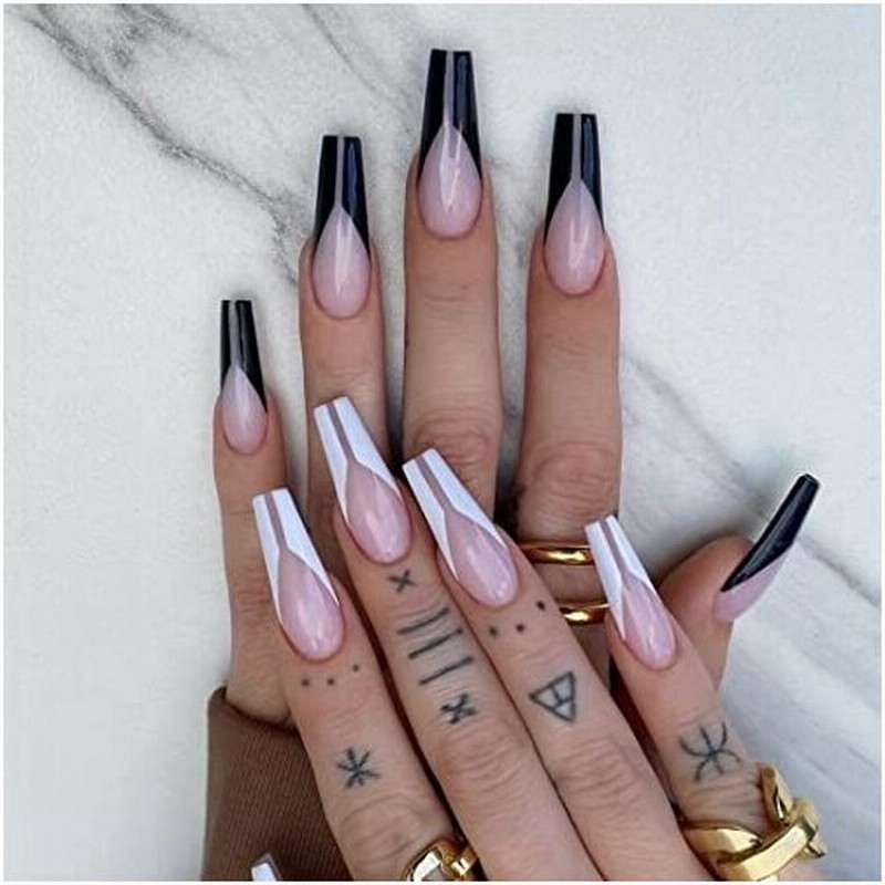 24pcsバレリーナフェイクネイル光沢のあるブラックホワイトフォールスネイルフルカバー女性と女の子のためのネイルチップネイルアートデコレーション 通販 Lineポイント最大0 5 Get Lineショッピング