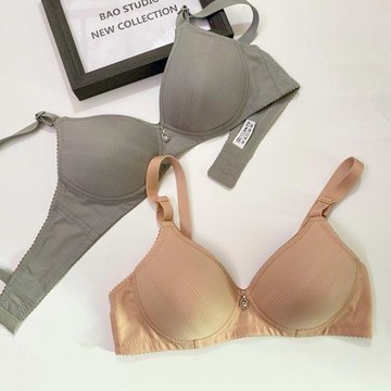 瑩嫦無鋼圈薄款文胸舒適柔軟定型調整型胸罩拉絲條紋簡兩排扣內衣