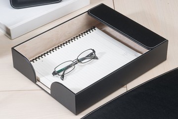 PVC皮(黑色)單層公文盒 / 收納