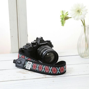 【3.8cm寬】緹花織帶相機背帶 / 雛菊花