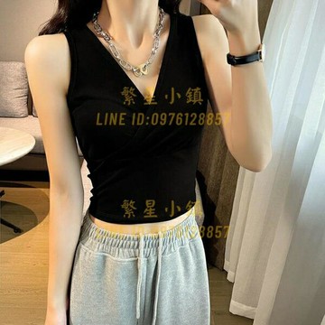 v領短款吊帶背心女內搭設計感小眾外穿短款無袖打底上衣女【繁星小鎮】