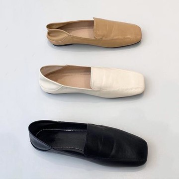 一腳蹬香港復古方頭仙女風單鞋