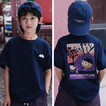 Y B S - 純棉圓領短袖上衣-露營印花-藏青