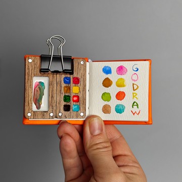 迷你木質調色盤，附綠色迷你水彩素描本，GO DRAW 原創設計