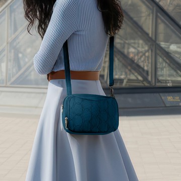 《TRAVELON》Runways 3層防盜斜背包(海軍藍)