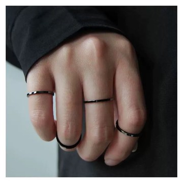 免運🔥黑色素圈疊戴極細戒指鈦鋼不掉色情侶對戒男女自律尾戒冷淡風閉口男款戒指 指環 單身戒指 男生禮物 對戒 鈦鋼戒指