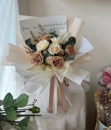 奶油卡布奇諾自然風求婚大花束 永生花束