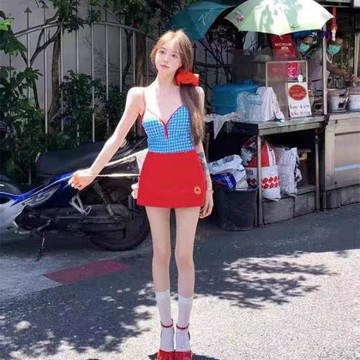 連體泳衣女小清新露背遮肚顯瘦性感時尚出口歐美網紅少女泳裝