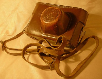 蘇聯製造的 Zorki 6 底片旁軸相機原廠皮套