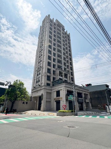 近華興台元昌益園區冠軍城峰視野戶大三房平車｜新竹縣竹北市中央路