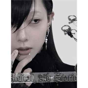 【MAS救護所】鈦鋼珍珠耳環耳夾極繁不規則鉚釘 不掉色朋克亞文化