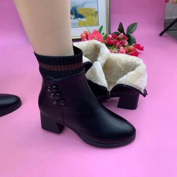 真皮粗跟短靴女中跟2022年新款百搭棉鞋女冬季加絨保暖馬丁靴女靴