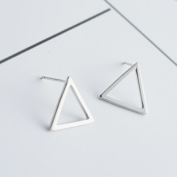 925純銀耳釘女簡約高級感耳環百搭小巧新款潮冷淡風幾何耳飾