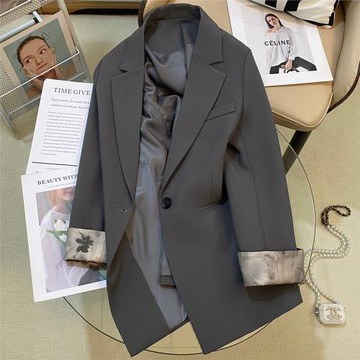 灰色復古寬松休閑西裝外套女2025秋季新款獨特袖口設計高級感西服