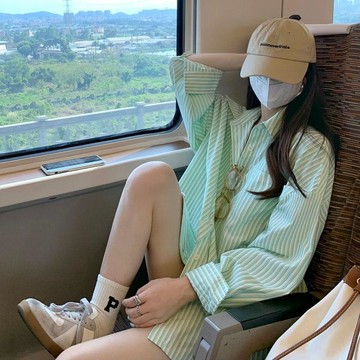 條紋襯衫開衫外套外搭女秋冬新款長袖加衣設計感 百搭上衣 條紋襯衫 長袖襯衫 襯衣 上衣 長袖襯衣