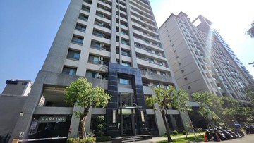 輕鬆入住美術館輕軌樹梢陽台進出雙衛開窗大3房｜高雄市鼓山區美術東二路