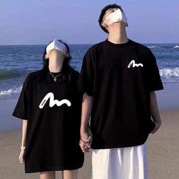 下單立減💸不一樣的情侶裝夏裝短袖2026新款簡約潮牌情侶t恤一男一女上衣服6T35