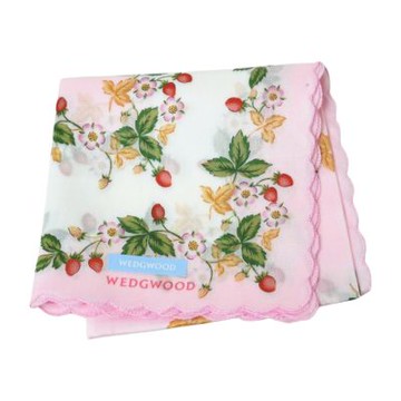 WEDGWOOD 野草莓圖騰荷葉邊字母LOGO圖騰帕領巾(白底/粉系/50CM)