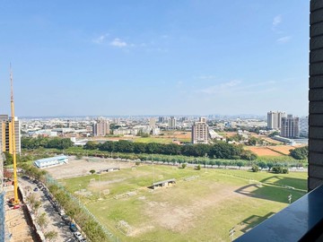 青埔把日子過成詩次頂樓日系精裝3房拎包即刻入住｜桃園市中壢區青商路