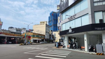 國立台中教育大學☘️百坪透天店面一手素顏屋｜台中市西區五權路