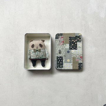 一週間古著Panda / Thursday星期四 / 綠 / 盒裝熊貓 / 禮物