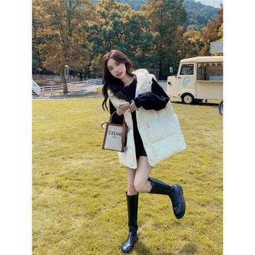 米白色連帽羽絨棉服馬甲女冬2025新款韓劇高級感收腰坎肩馬甲外套