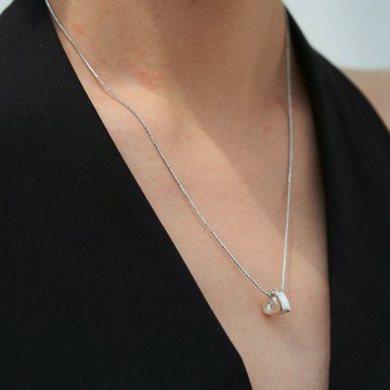 TEXTURE HEART RING NECKLACE (銀色)