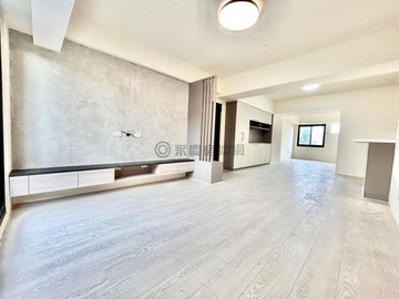 超人媽咪✨獨家!五期采邑~重新整修漂亮3房平車!｜台中市南屯區精誠路