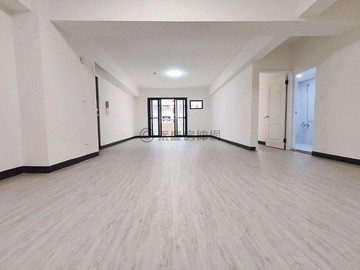 賠售-京城阿波羅｜信義國小捷運站旁｜邊間明亮大四房｜高雄市新興區七賢一路