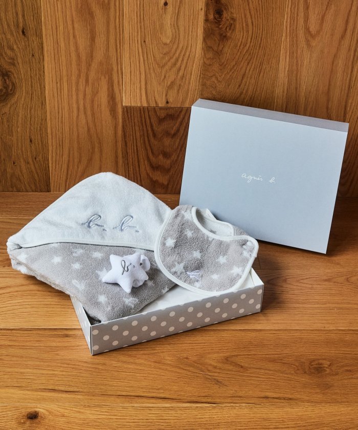 （agnes b. BABY アニエスベー　ベビー）AC31 L GIFT SET ベビーギフトセット3点セット　 おくるみ　スタイ　ラトル キッズ グレー系その他