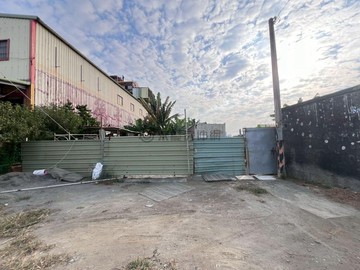 城鄉發展地區第一類/8米路上!有水有電/都內農地｜高雄市林園區潭頭段