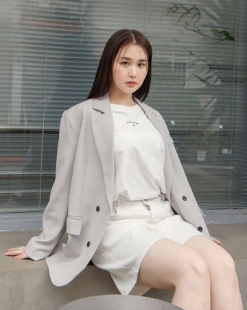 ：lue下擺寬鬆合肩涼感T恤(兩色)