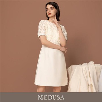現貨【MEDUSA 曼度莎】緞帶滾花收腰合身洋裝（M-XL）｜小禮服 媽媽李福 氣質穿搭