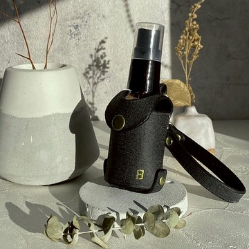 義大利皮革黑色壓布紋酒精瓶-隨身掛