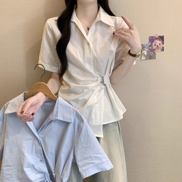 白色V领短袖衬衫女夏2025独特超好看大码胖mm收腰不规则正肩上衣