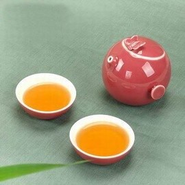 【快客杯-品紅蝶舞雙人組-一壺二杯/套-壺150ml杯40ml-1套/組】陶瓷功夫旅行茶具辦公整套快客杯個性壺(包需加購)-7501015