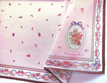 Christian Dior 復古手帕 – 粉紅玫瑰與百合花邊框 19 x 19 英吋