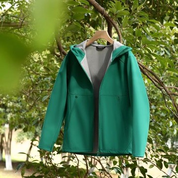 工廠清貨！戶外鼎級！男女情侶款百搭防風防水軟殼連帽沖鋒衣外套