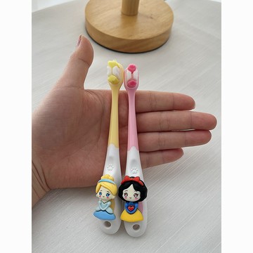【臺灣-出貨】奧特曼兒童牙刷2-12歲卡通可愛3到6歲-超細軟毛嬰幼 兒童牙刷