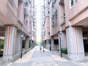 竹東近工研院/園區挑高樓中樓套房｜新竹縣竹東鎮自由街