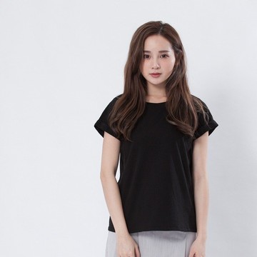 素面小蜜桃寬版方袖T恤/黑色